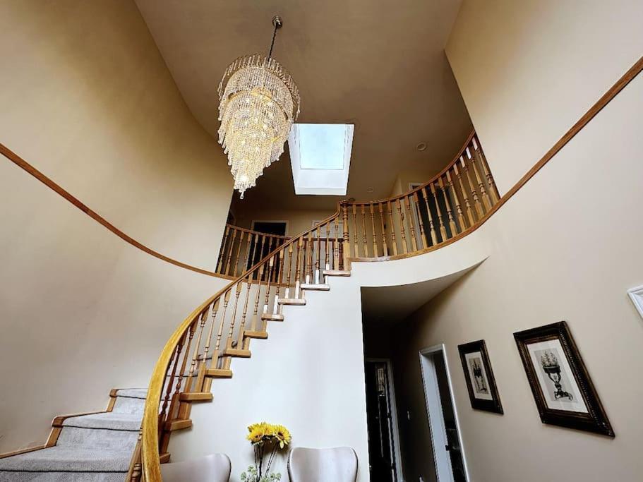 Super Cosy 8Bed & 6Bath In Vancouver Heart Near To Airport And Downtown Luaran gambar