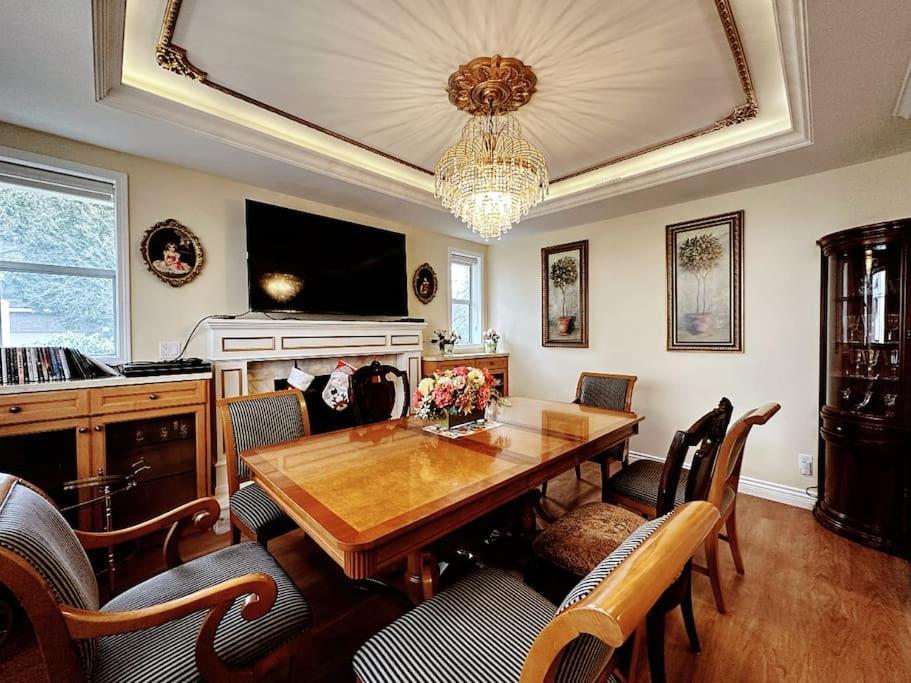 Super Cosy 8Bed & 6Bath In Vancouver Heart Near To Airport And Downtown Luaran gambar